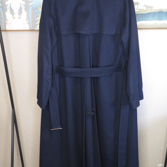 1980's Classic Burberry Wool Overcoat, Navy - Picture 6 of 10